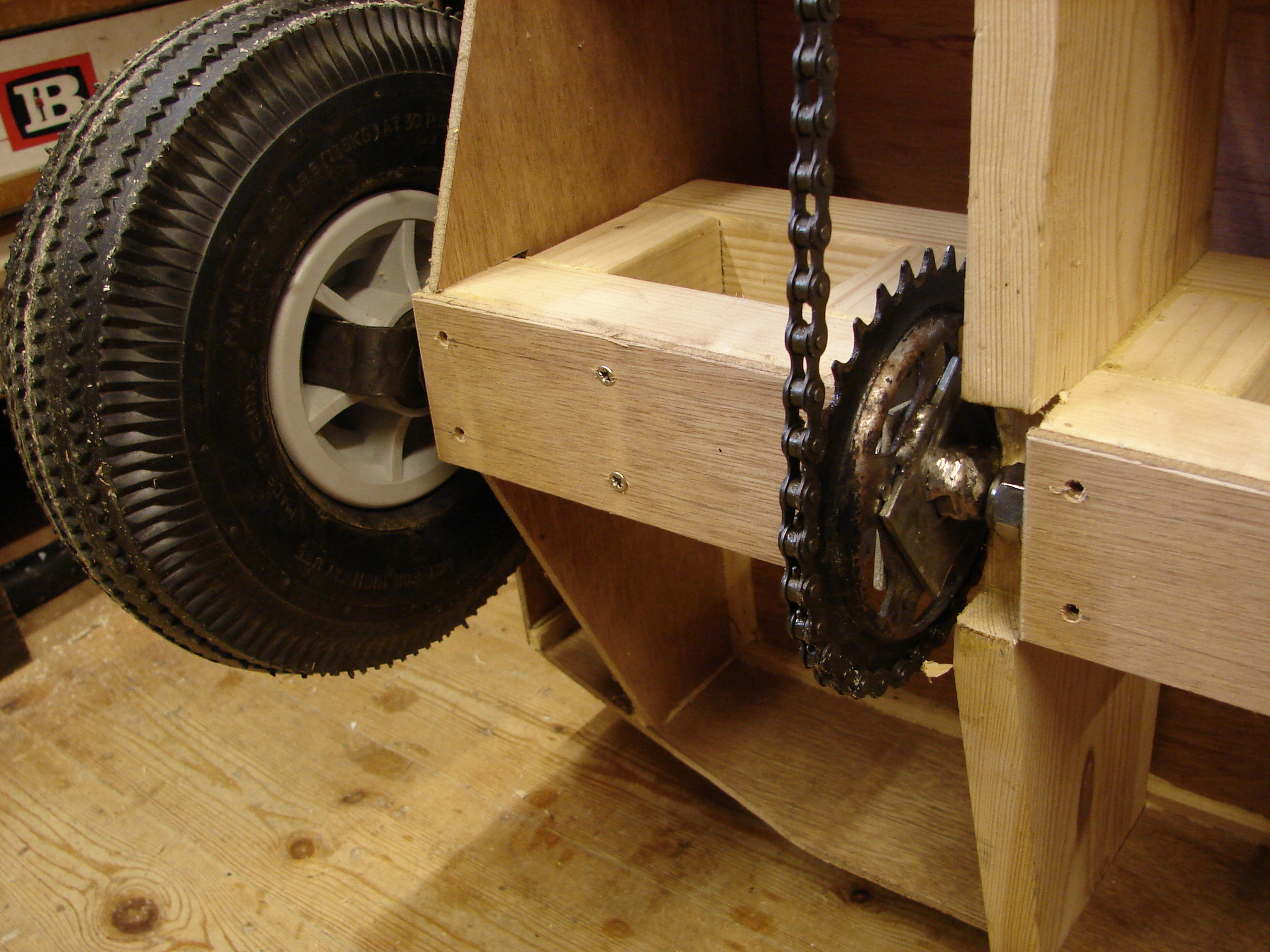 Wood pedal hot sale car plans